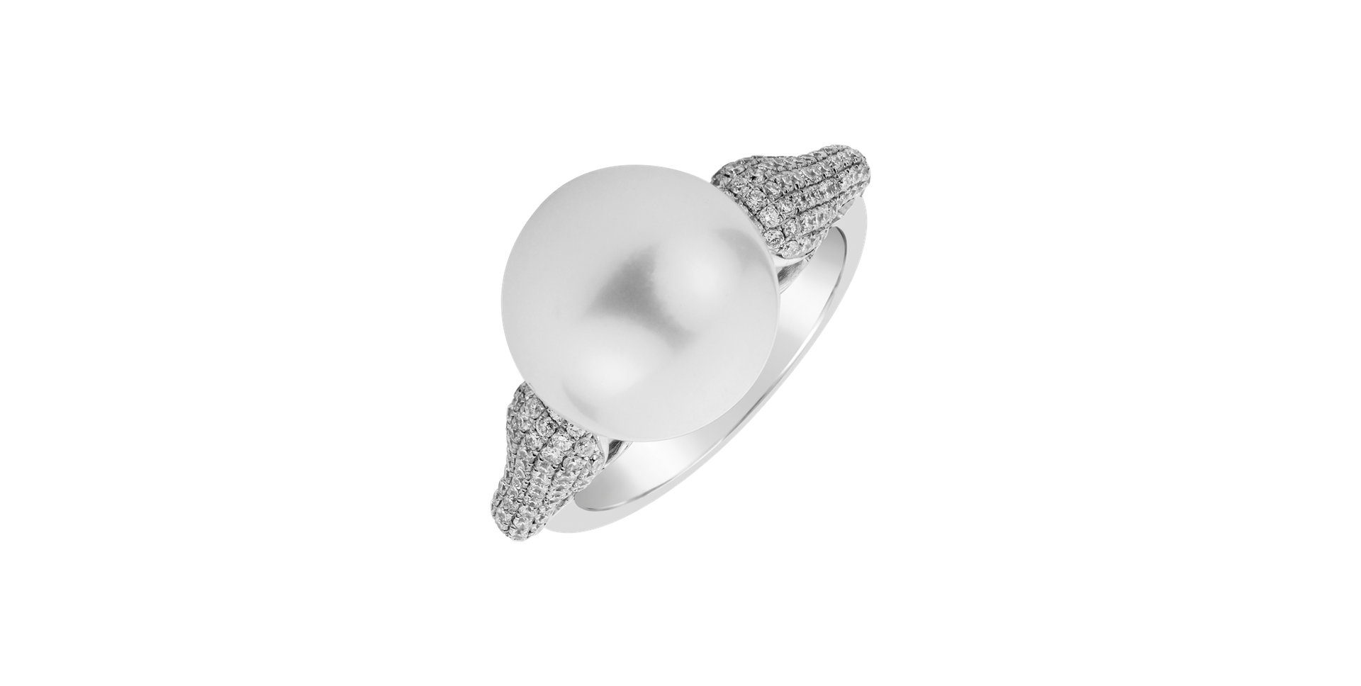 Diamond ring with Pearl Edge of Sea