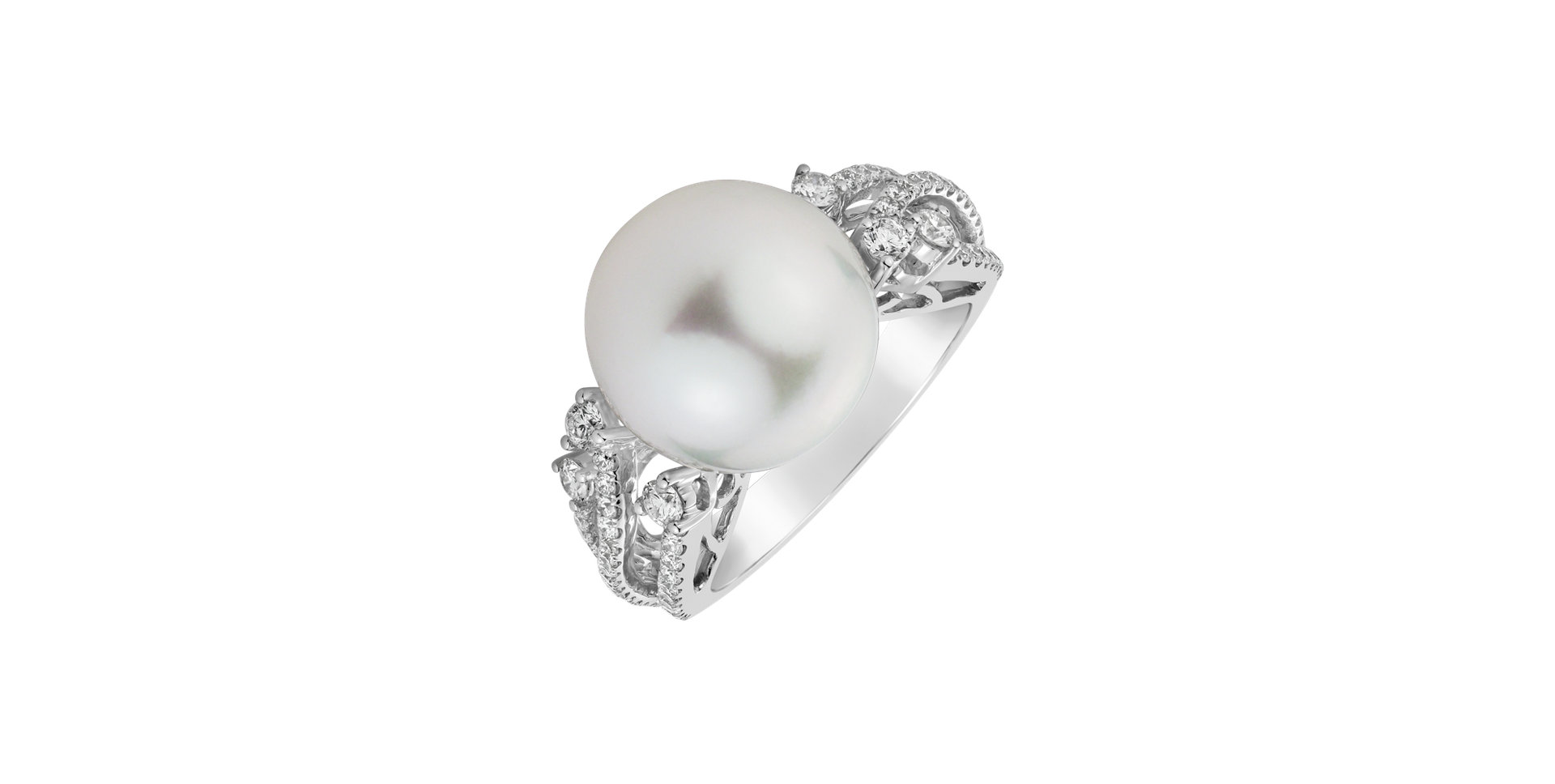 Diamond ring with Pearl Pristine Lagoon