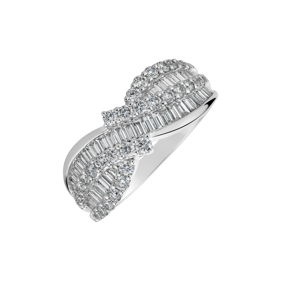 Diamond ring Vayne