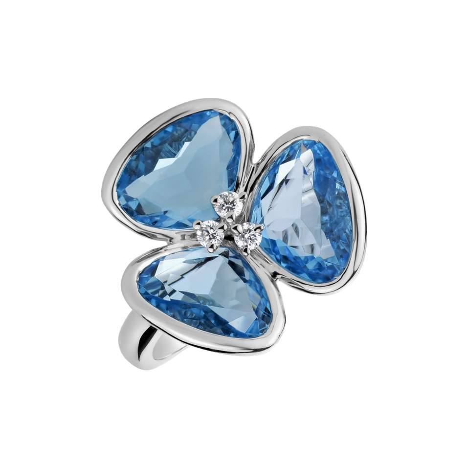 Diamond ring with Topaz Vendela Flower