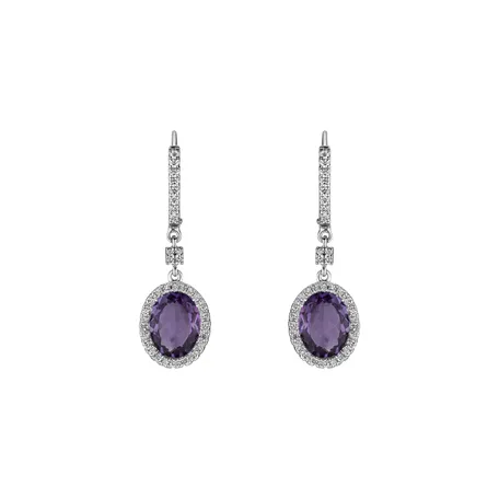 Diamond earrings with Amethyst Strayer