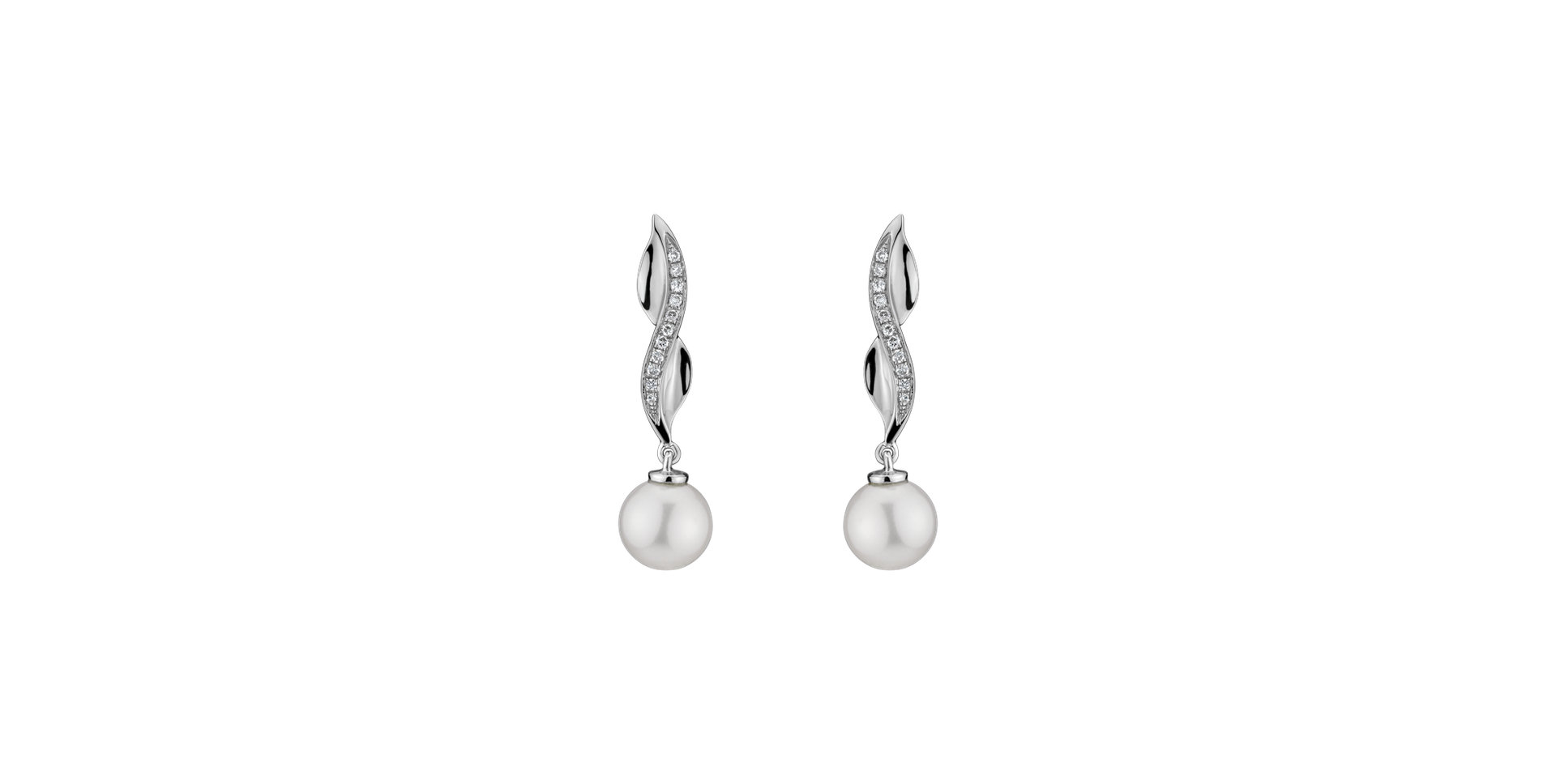 Diamond earrings with Pearl Sea of Tranquility
