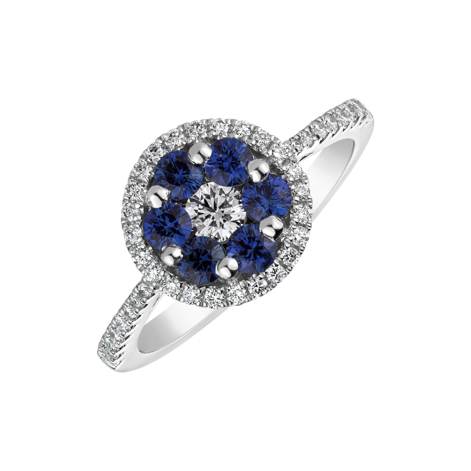 Diamond ring with Sapphire Kiersten