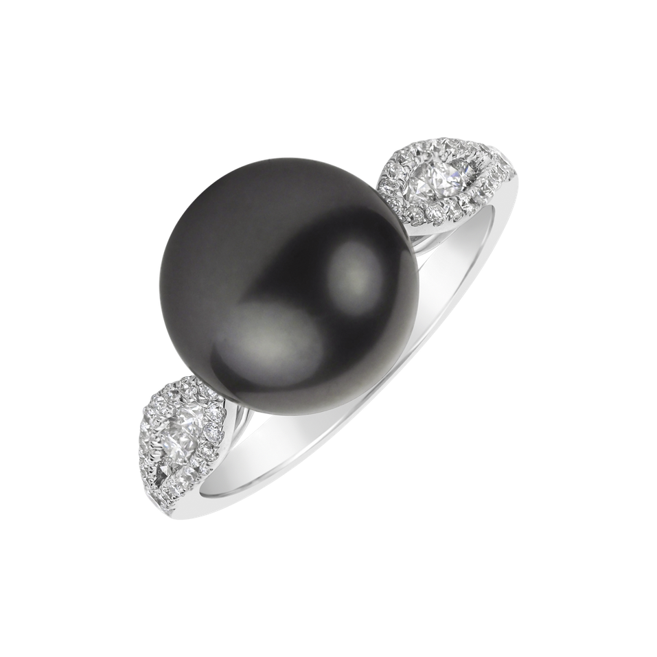 Diamond ring with Pearl Oceanic Legend