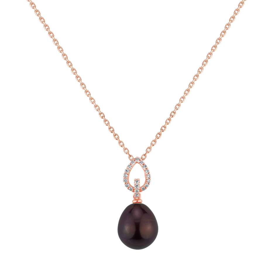 Diamond pendant with Pearl Fairfax
