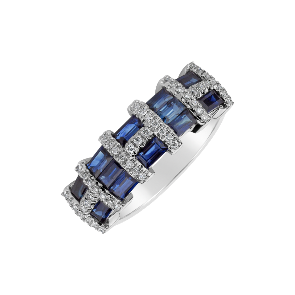 Diamond ring with Sapphire Sapphire Serenade