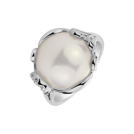 Diamond ring with Pearl Enchanted Pacific