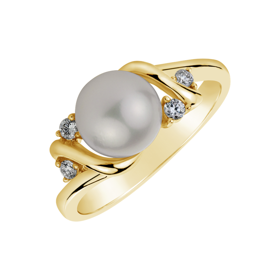 Diamond ring with Pearl Devoted Coast