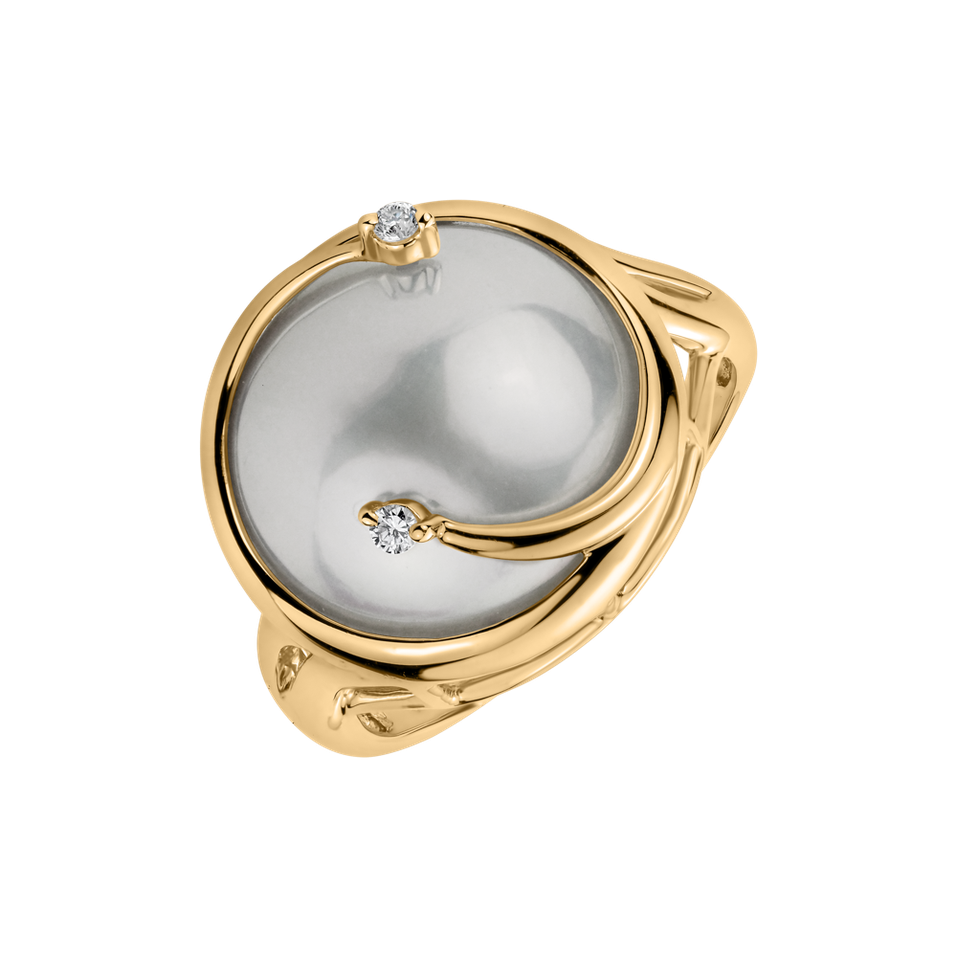 Diamond ring with Pearl Embrace Pearl