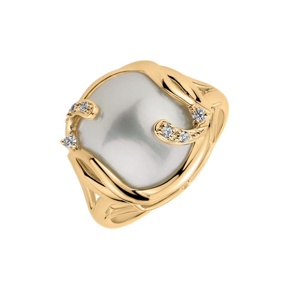 Diamond ring with Pearl Tear of Whale