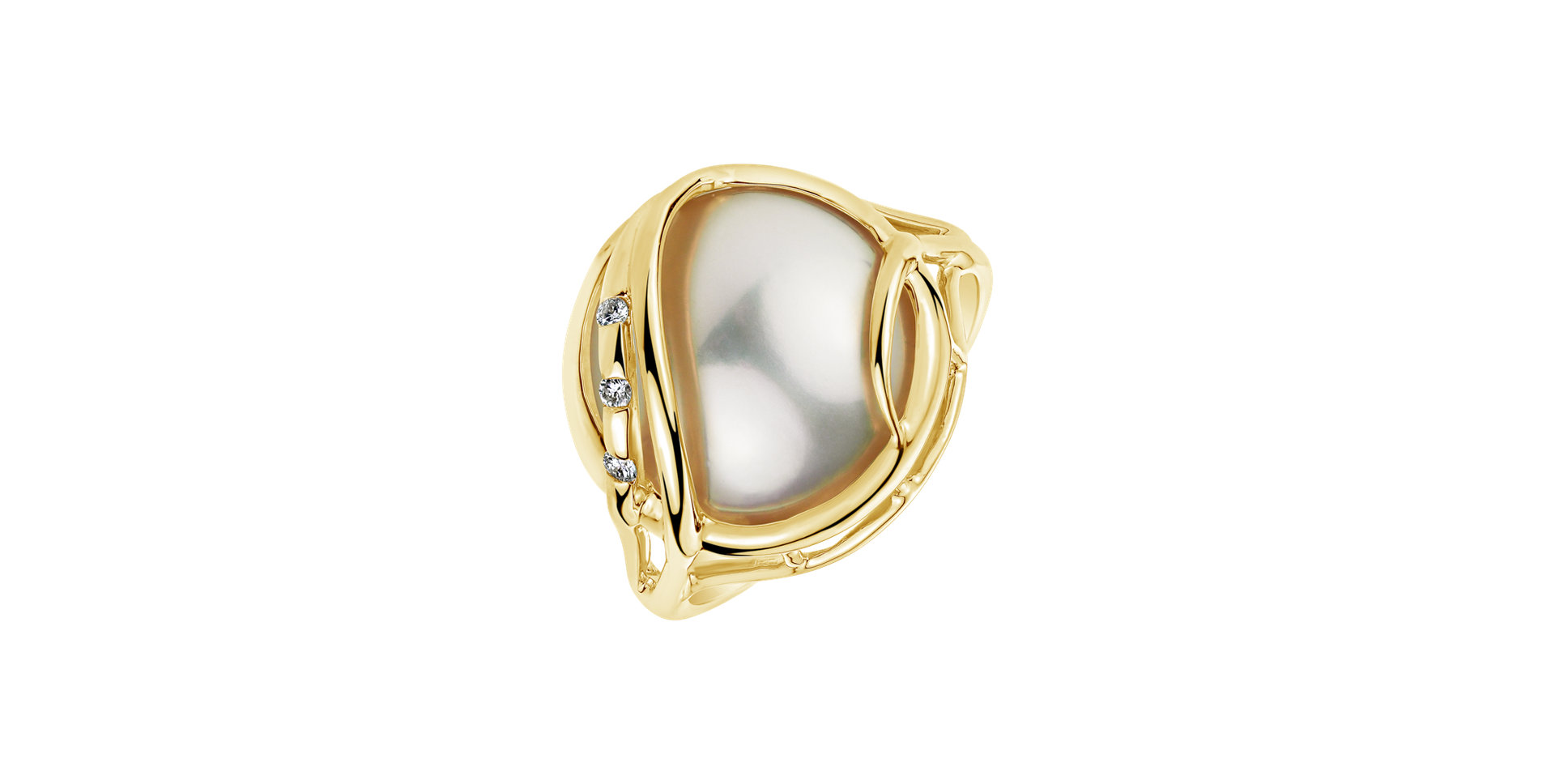 Diamond ring with Pearl Magnificent Pearl