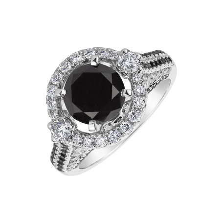 Ring with black and white diamonds Giulia