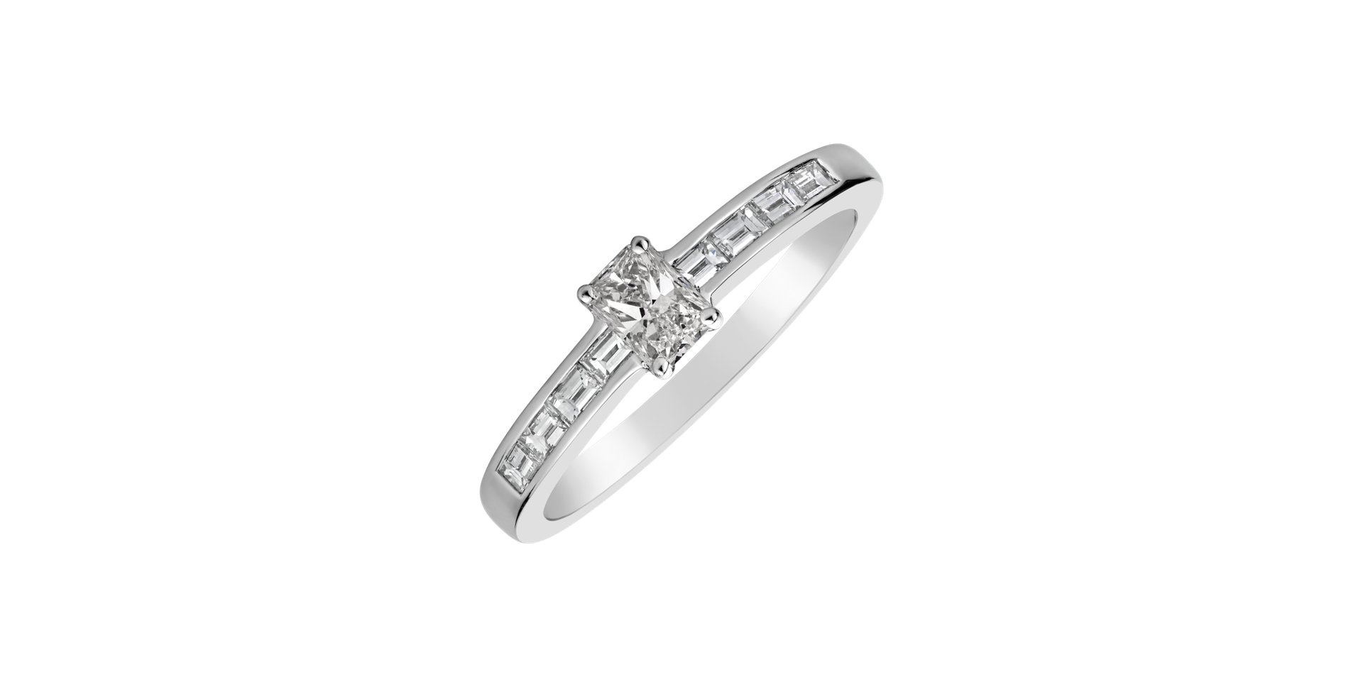 Diamond ring Britany