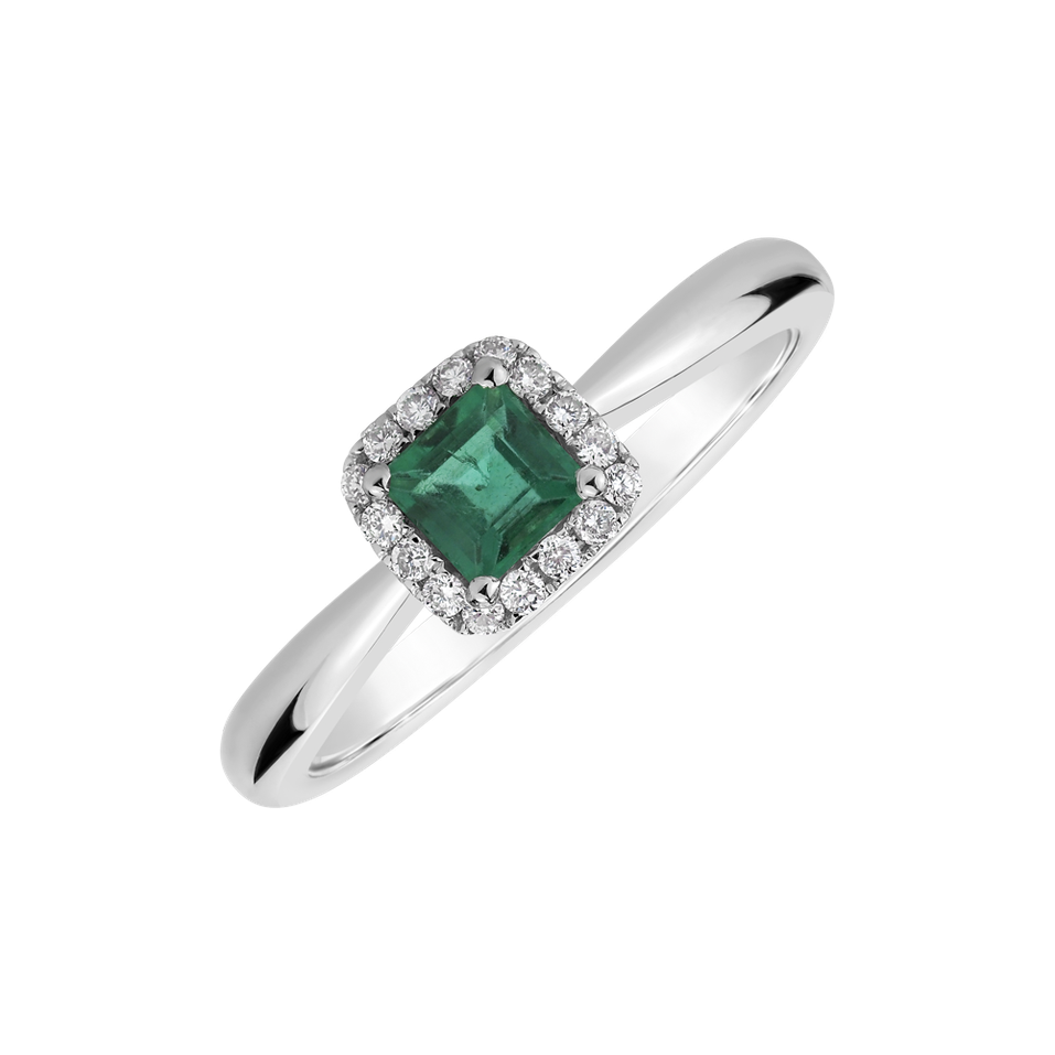 Diamond ring with Emerald Odessa