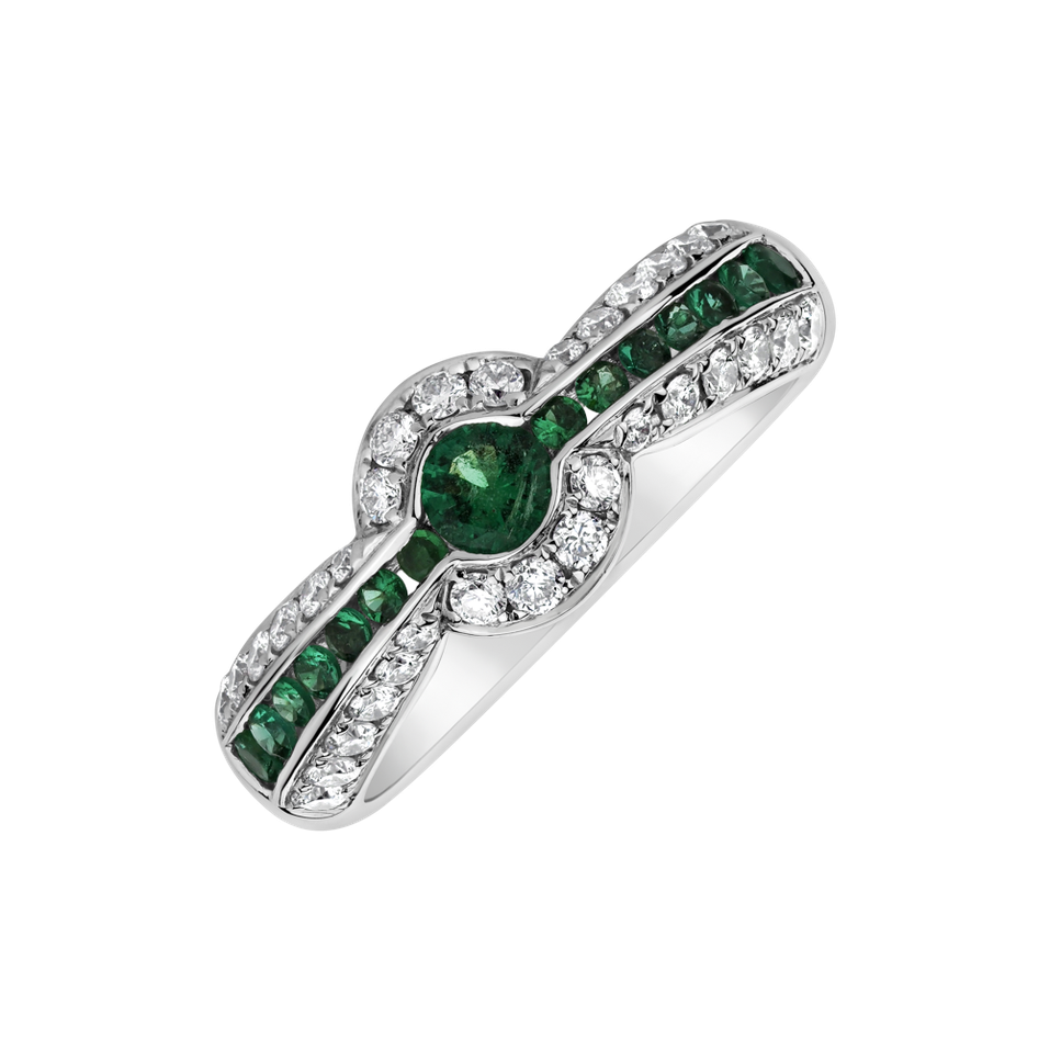 Diamond ring with Emerald Valeria