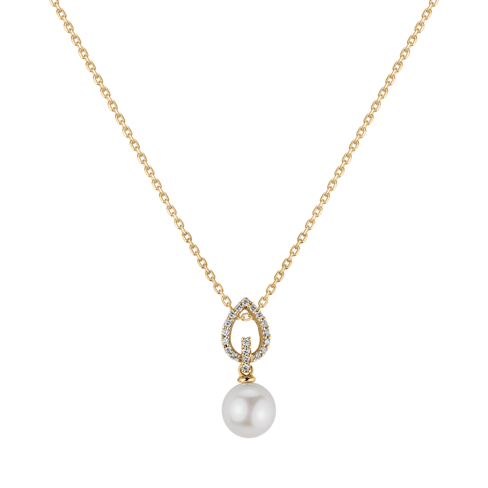 Diamond pendant with Pearl Fairfax