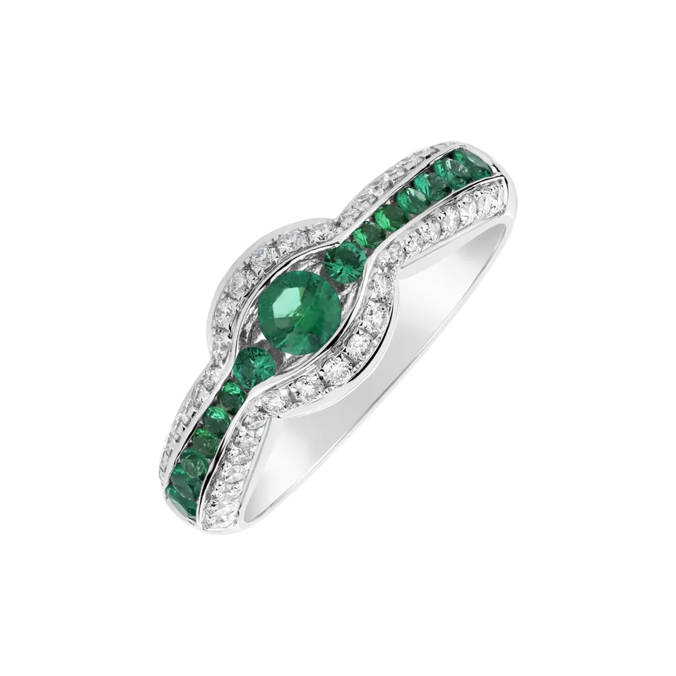 Diamond ring with Emerald Fiore