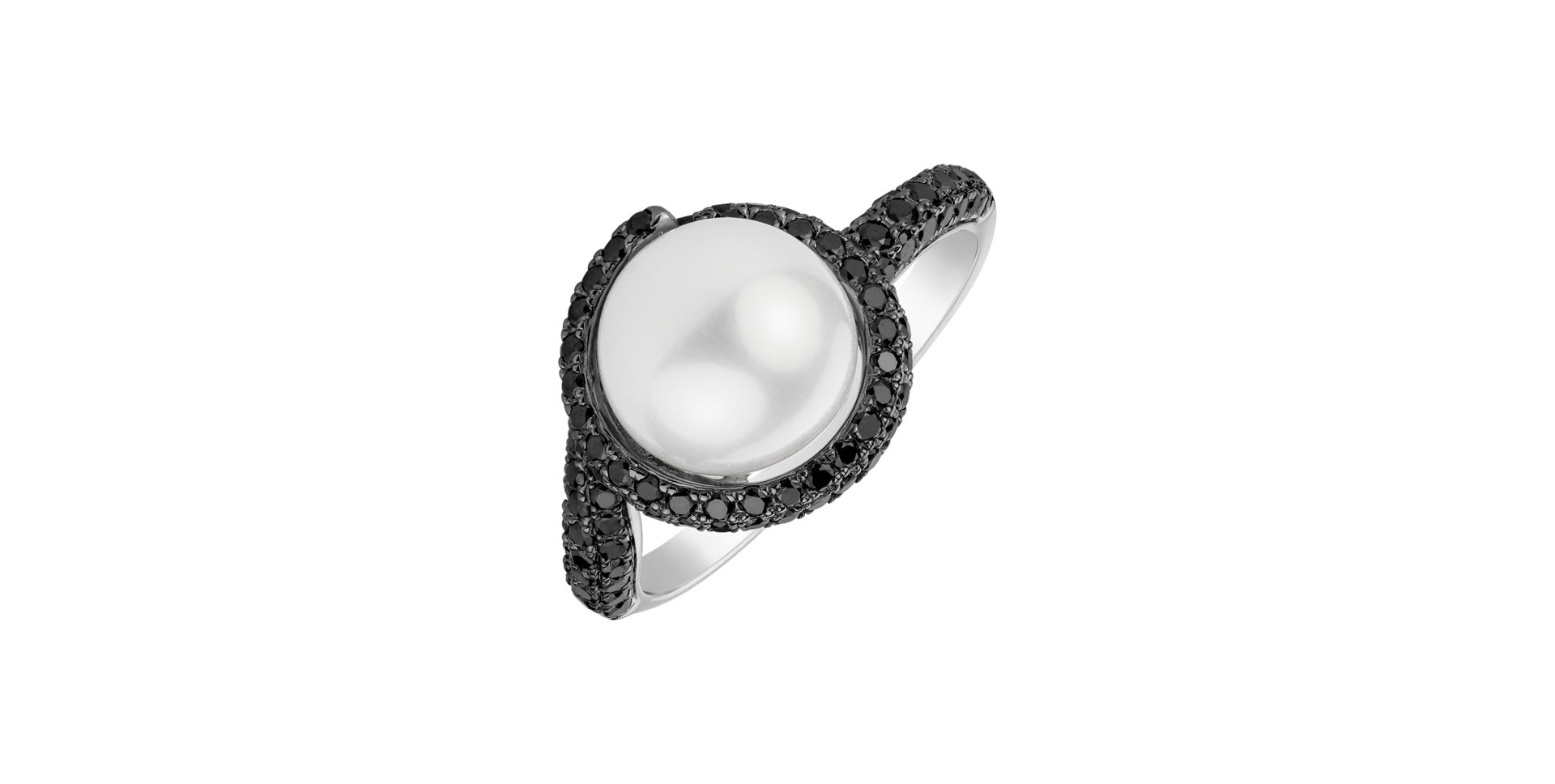 Ring with black diamonds and Pearl Marine