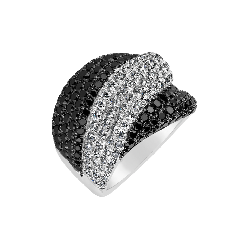 Ring with black and white diamonds Diamond Ocean