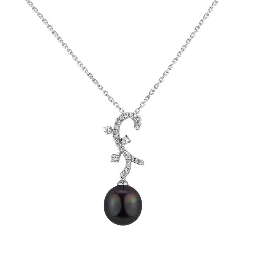 Diamond pendant with Pearl Rhenei