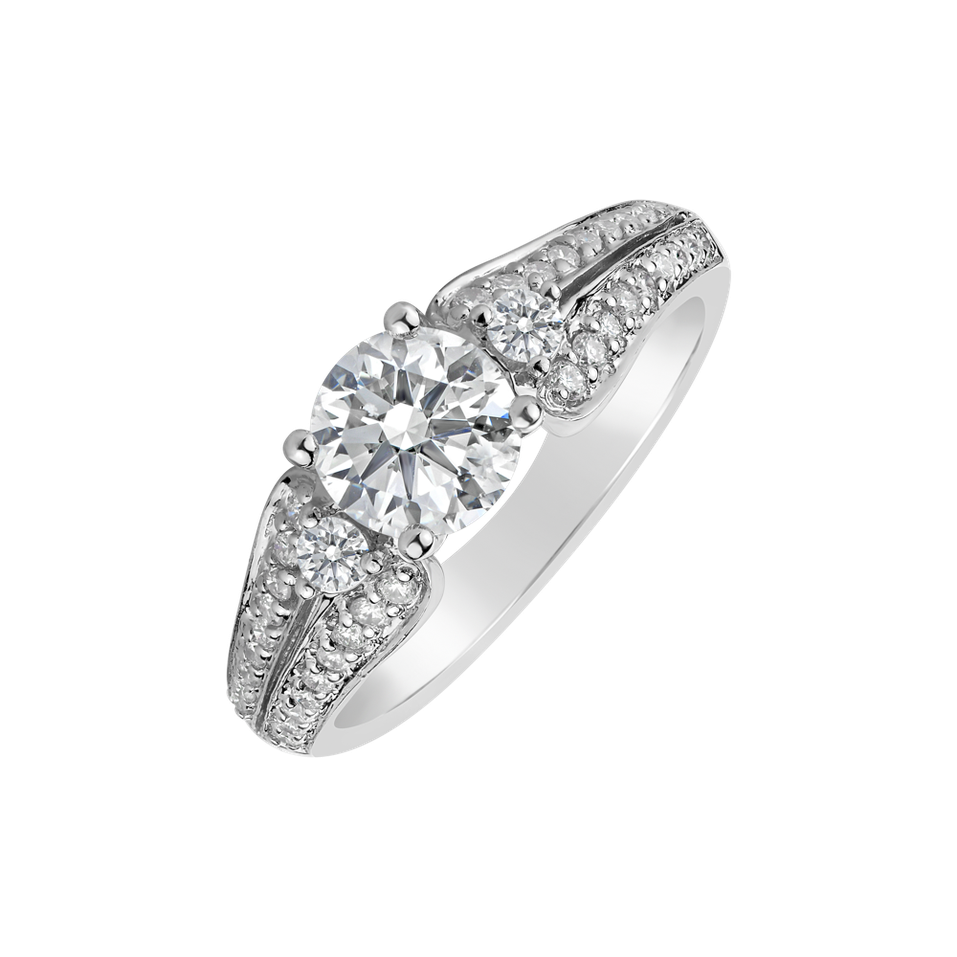 Diamond ring with Sapphire Zayan