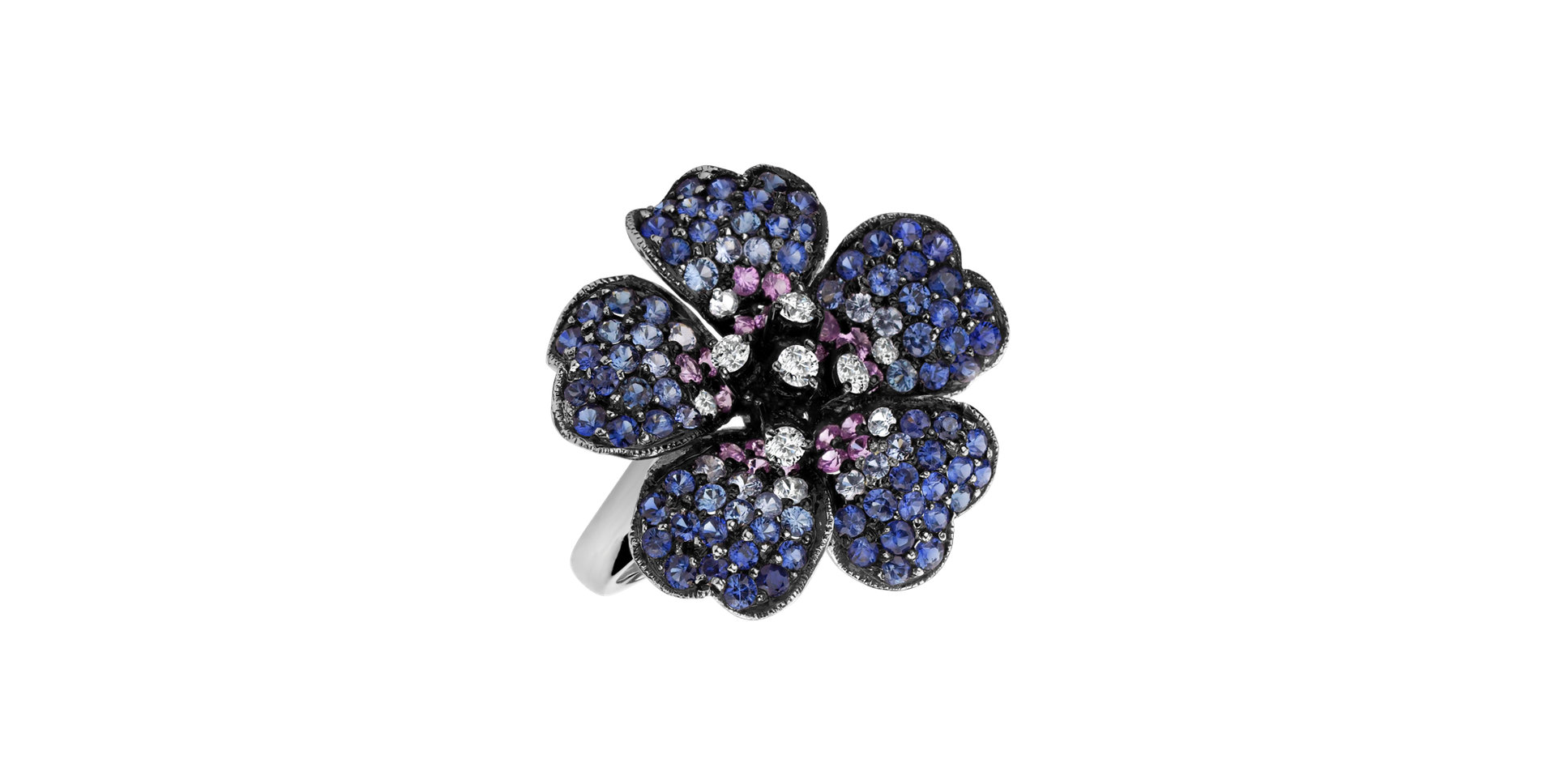 Diamond ring with Sapphire Carlie