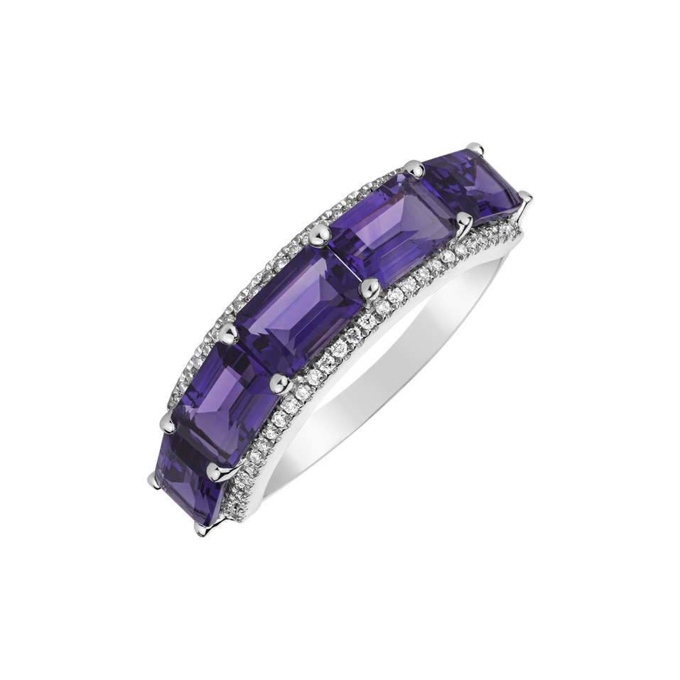 Diamond ring and Amethyst Féroce
