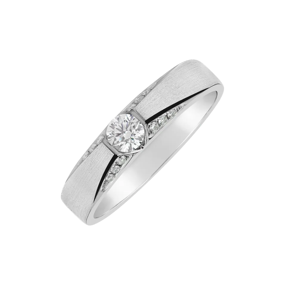 Diamond ring Exalted Vigor