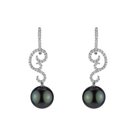 Diamond earrings with Pearl Dagon