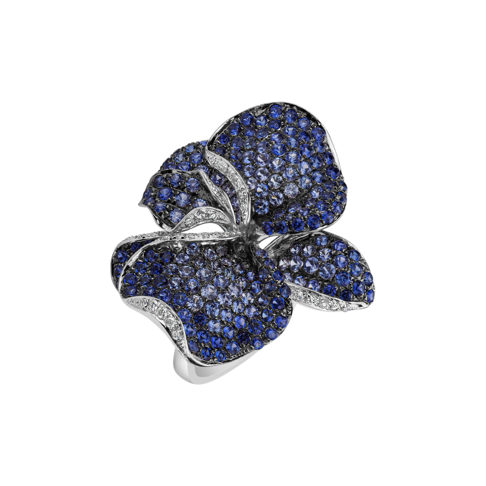 Diamond ring with Sapphire Star Orchid