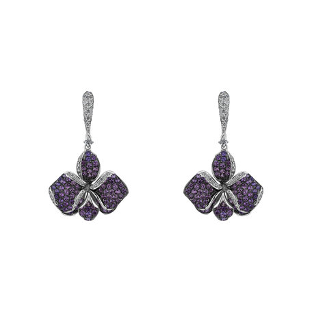 Diamond earrings and Sapphire Iris