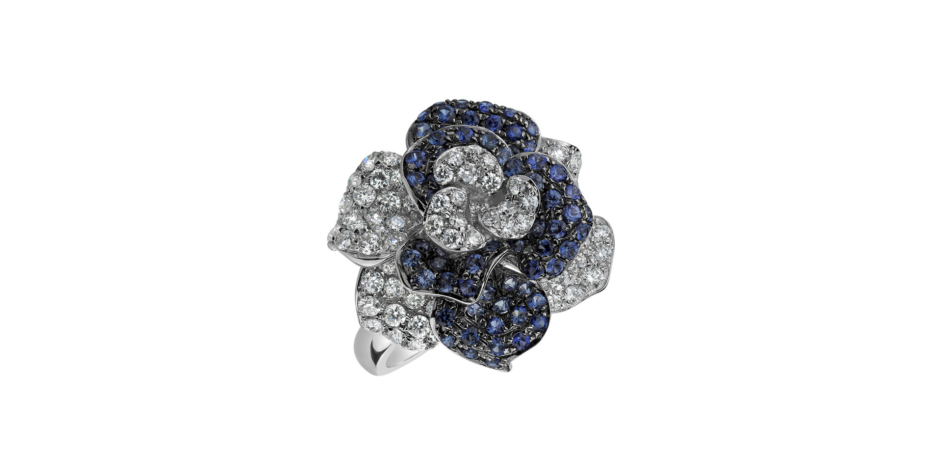 Diamond ring with Sapphire Exotic Magnolia