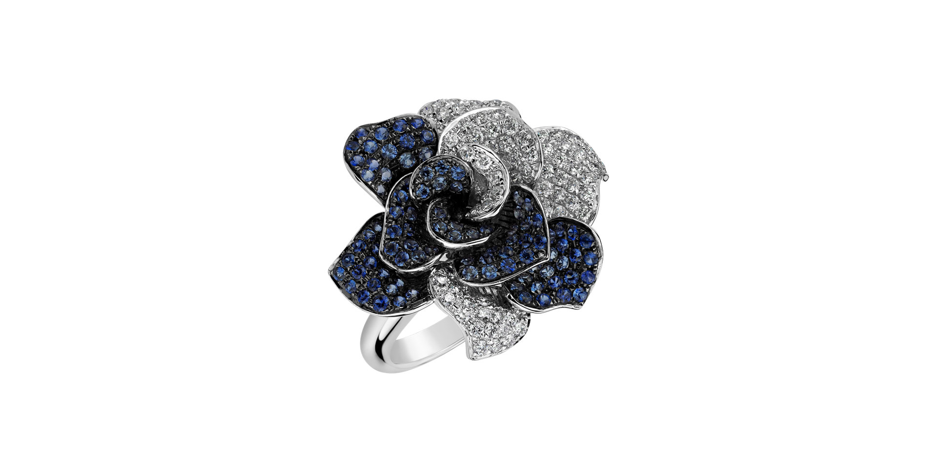 Diamond ring with Sapphire Heavenly Magnolia