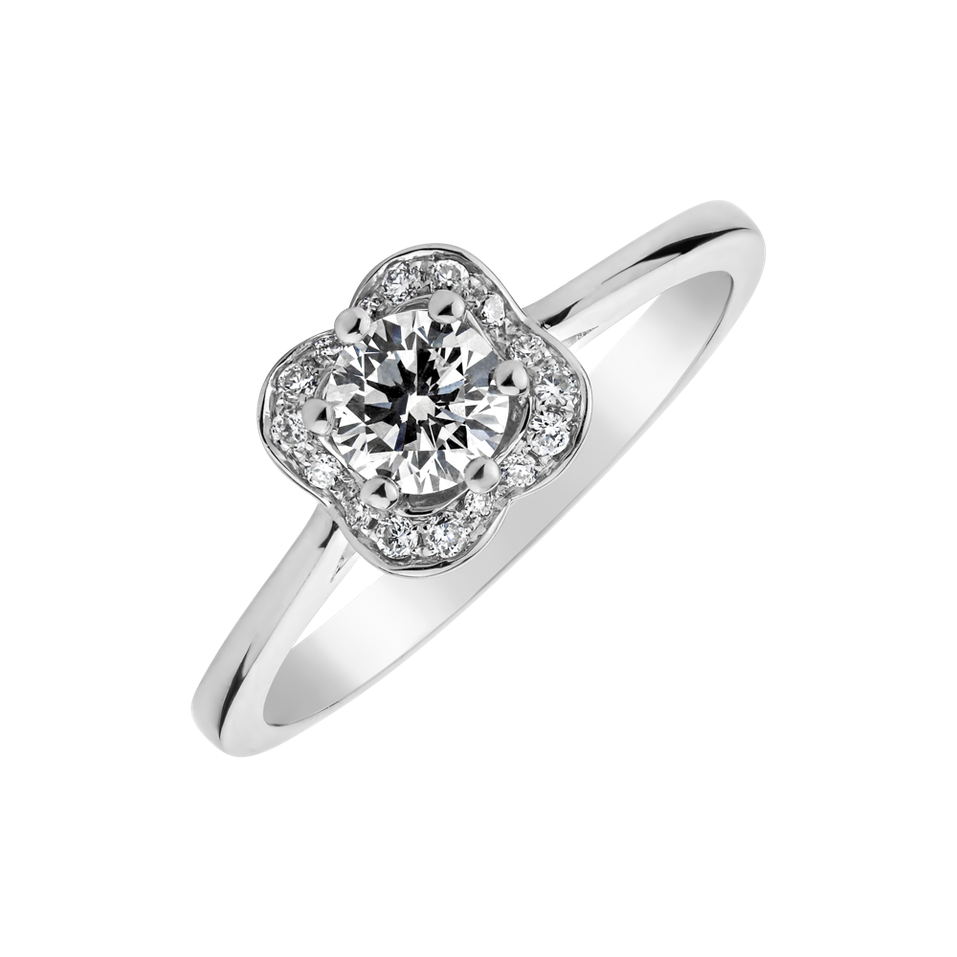 Diamond ring Secrets of Classicism