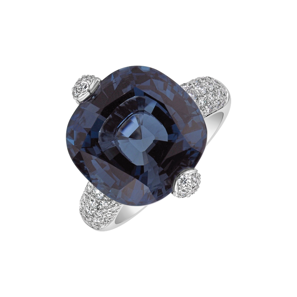Diamond ring with Topaz Countess Elegance