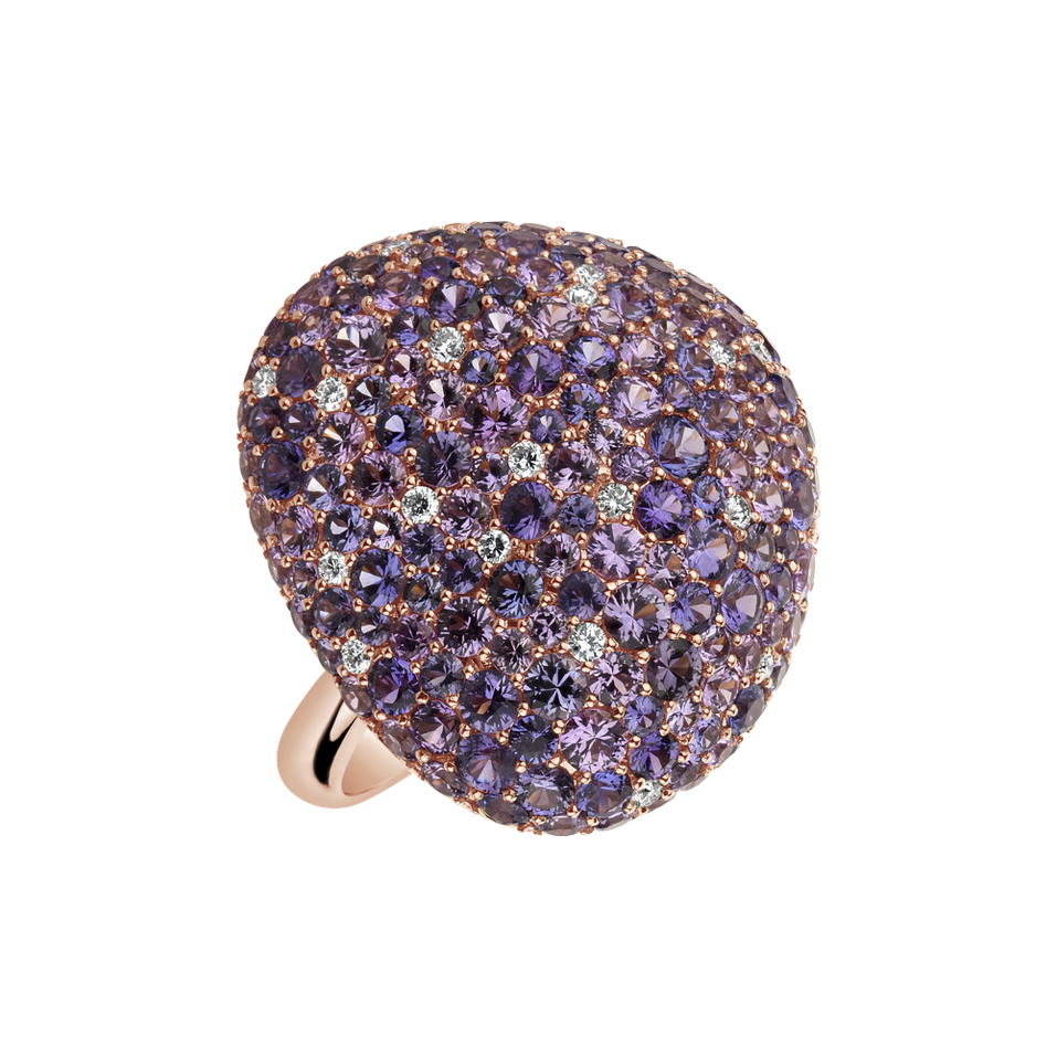 Diamond ring with Sapphire Sky Passion