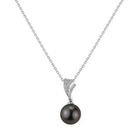 Diamond pendant with Pearl Nereirian