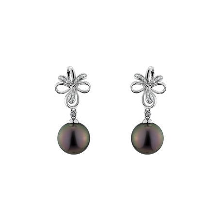 Diamond earrings with Pearl Dionna