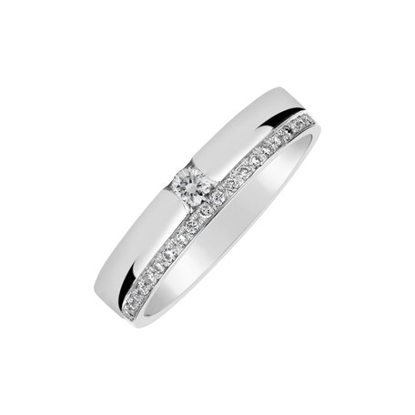 Diamond ring Barton