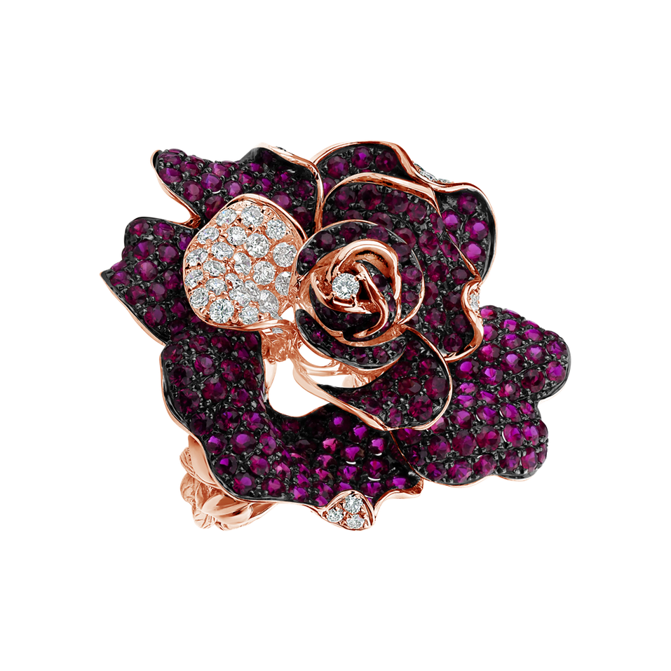 Diamond ring with Ruby Amazone Rose