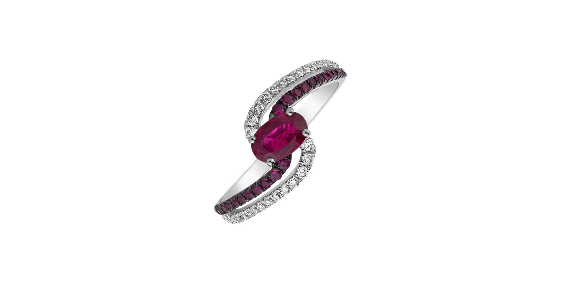 Diamond ring with Ruby Orlee