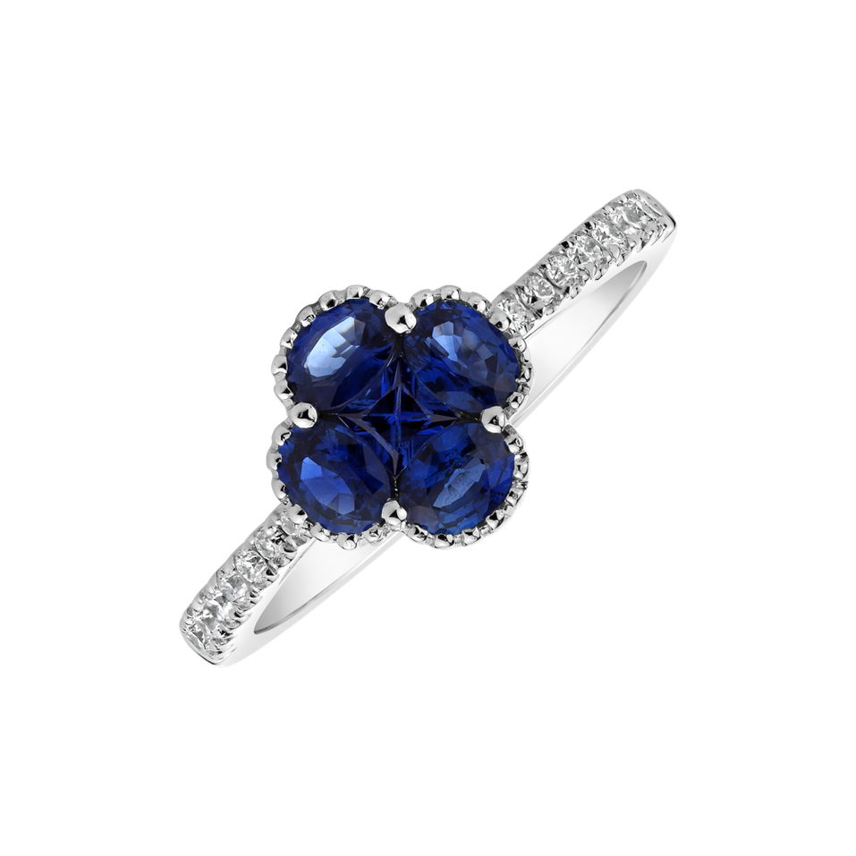 Diamond ring with Sapphire Beatrix
