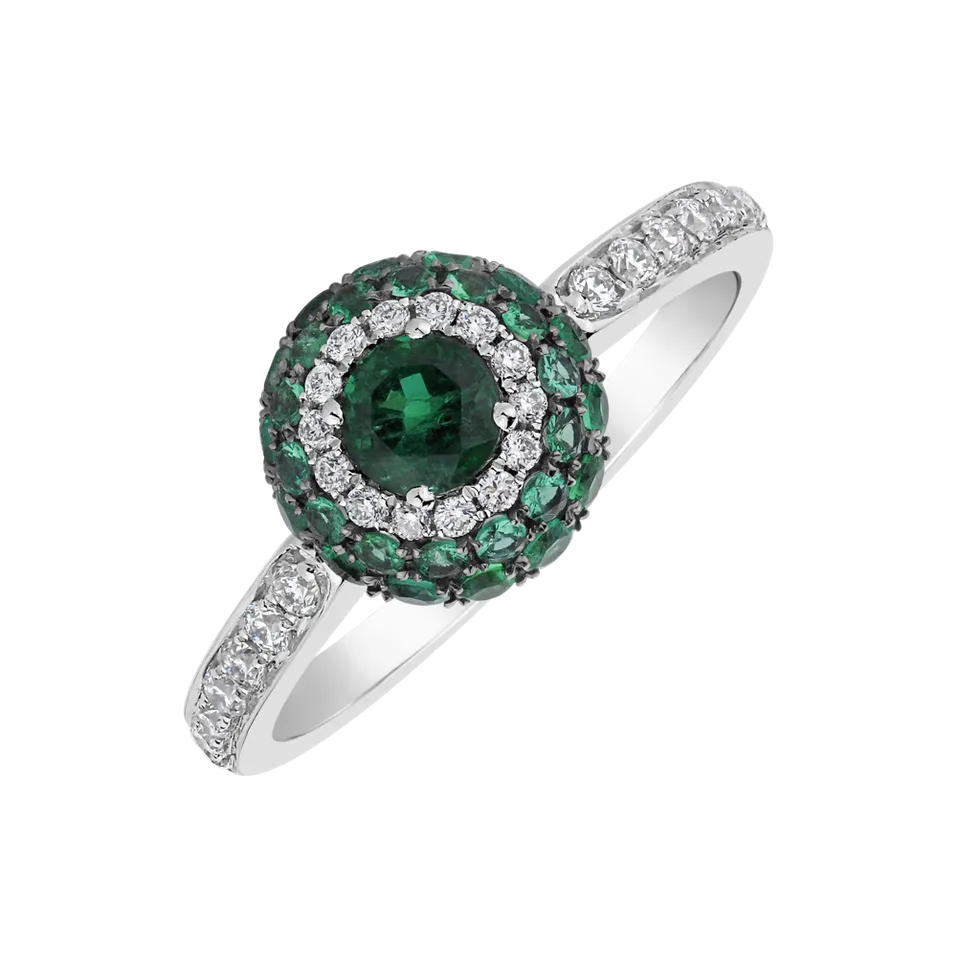 Diamond ring with Emerald Heavenly Elegance