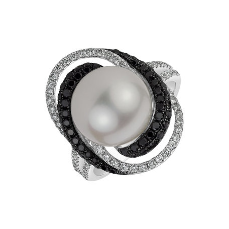 Ring with black and white diamonds and Pearl Vortex of Emotions