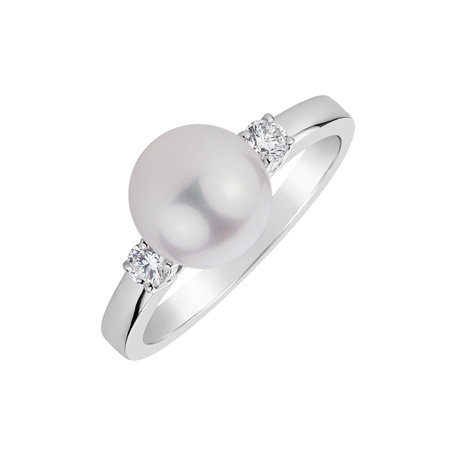 Diamond ring with Pearl See Gentleness