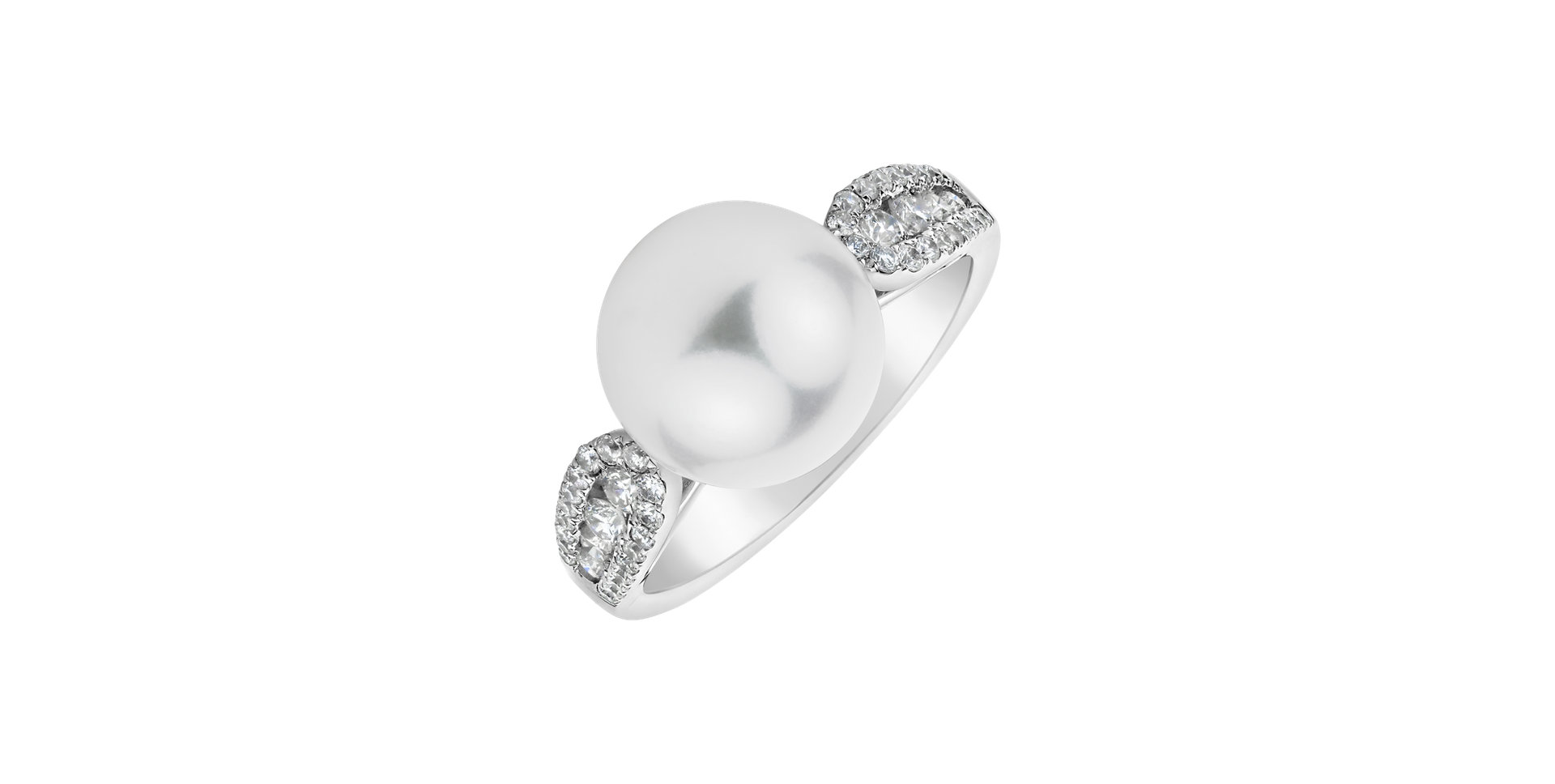 Diamond ring with Pearl Seraphic Paradise