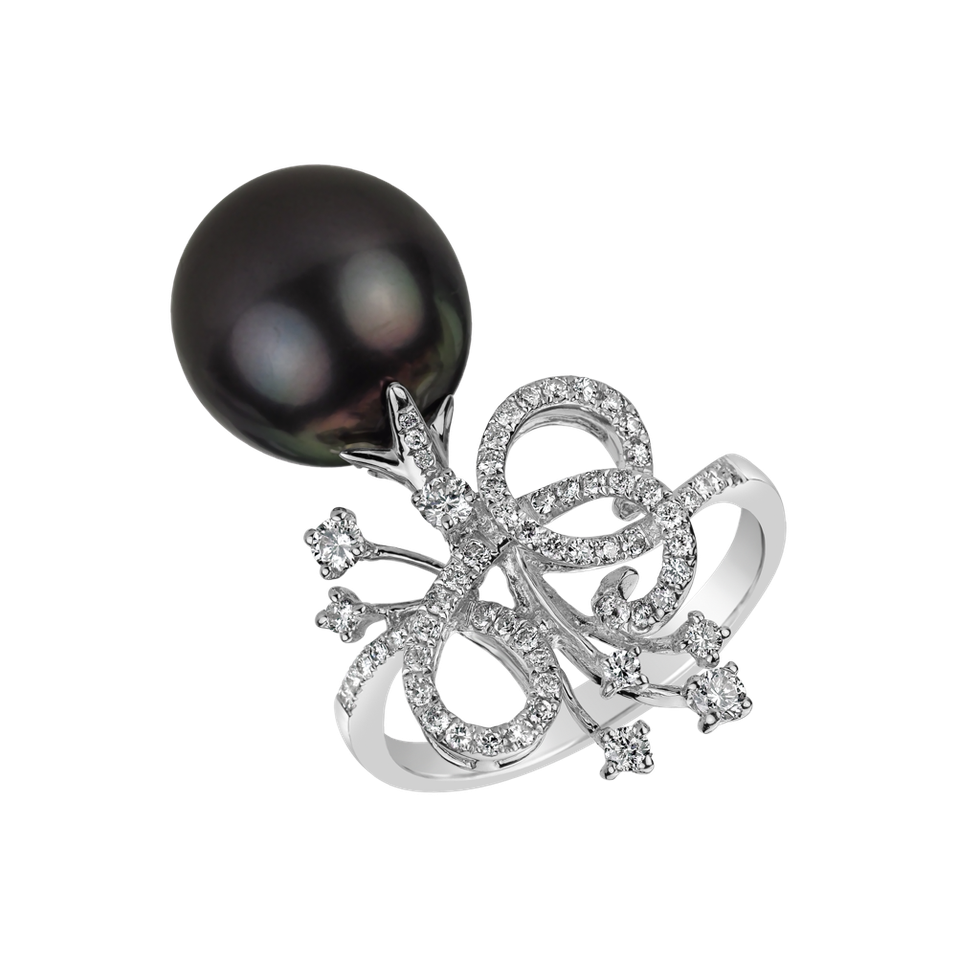 Diamond ring with Pearl Flower of Sea