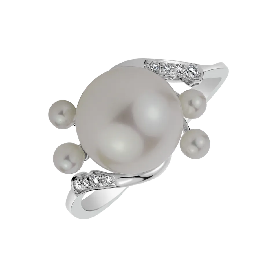 Diamond ring with Pearl Pearl Desire