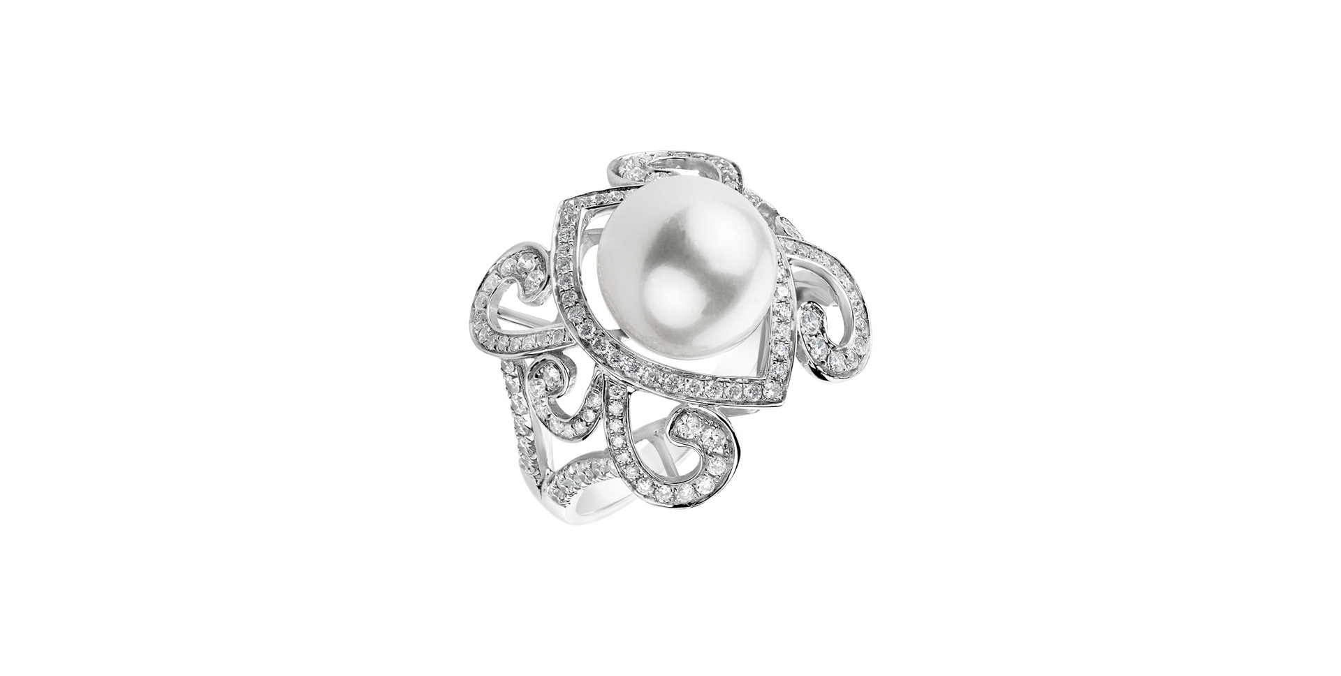 Diamond ring with Pearl White Countess