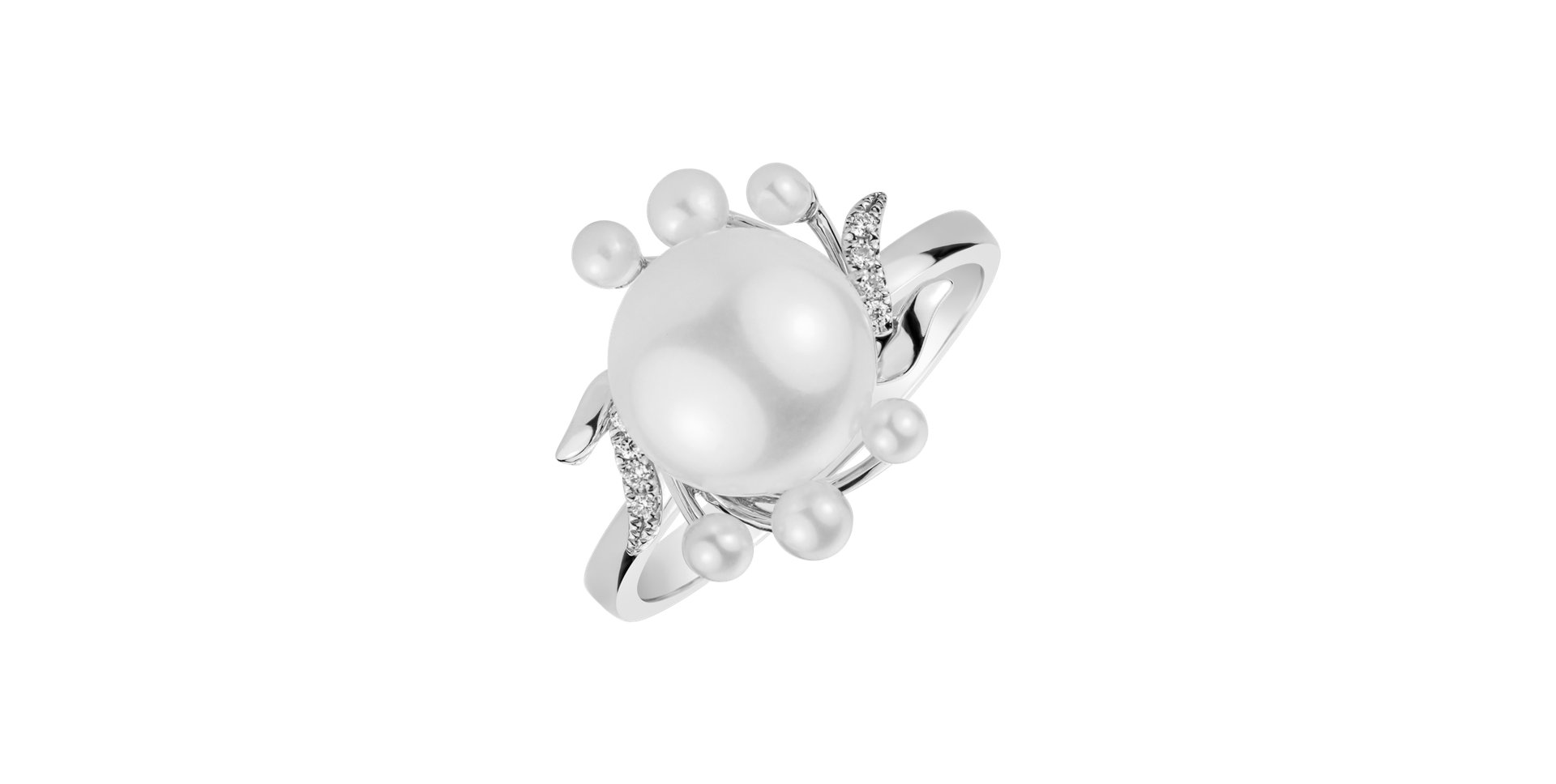 Diamond ring with Pearl Nymph Secret